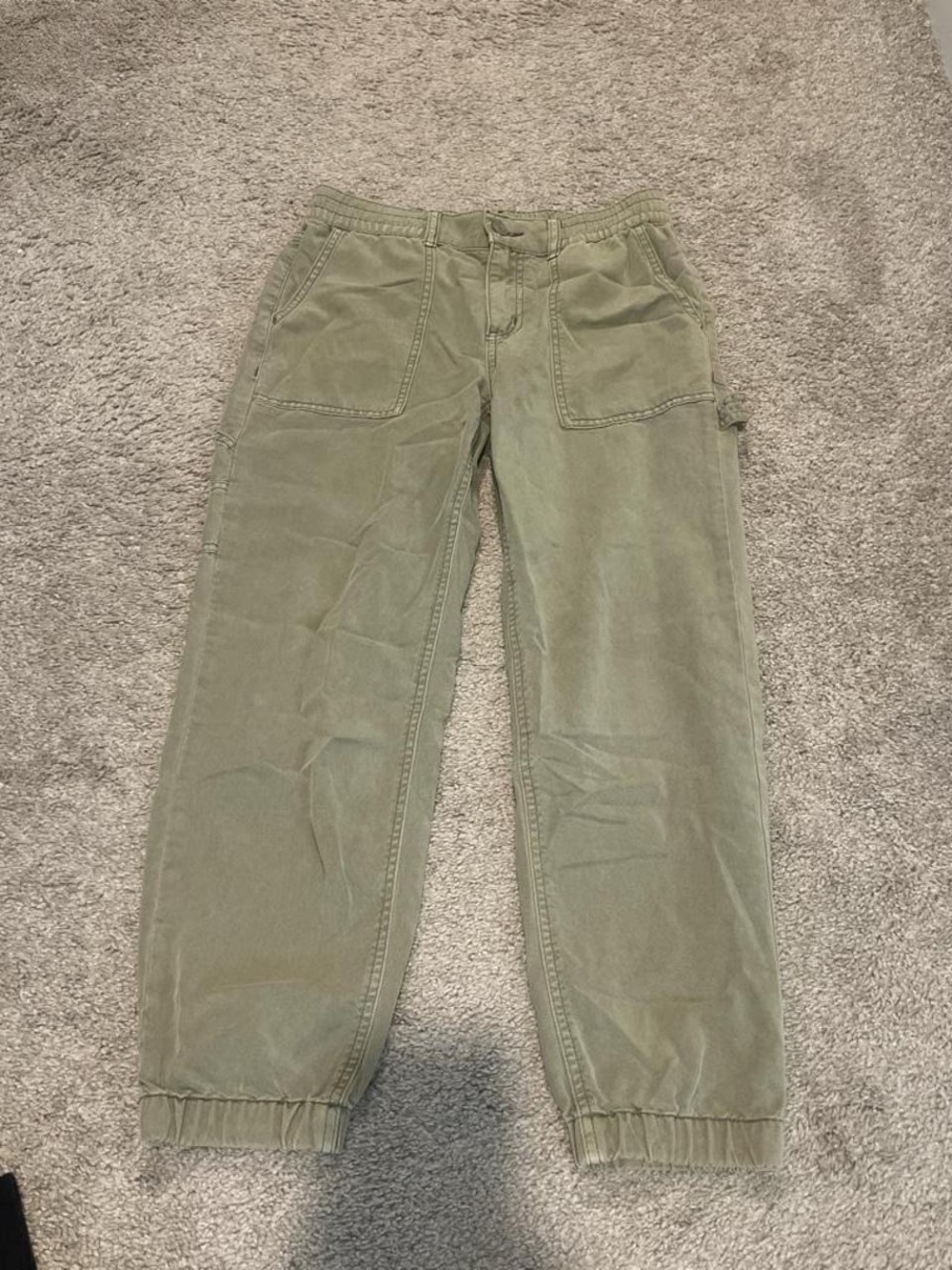 BKE Women’s Olive Cargo Jogger Pants